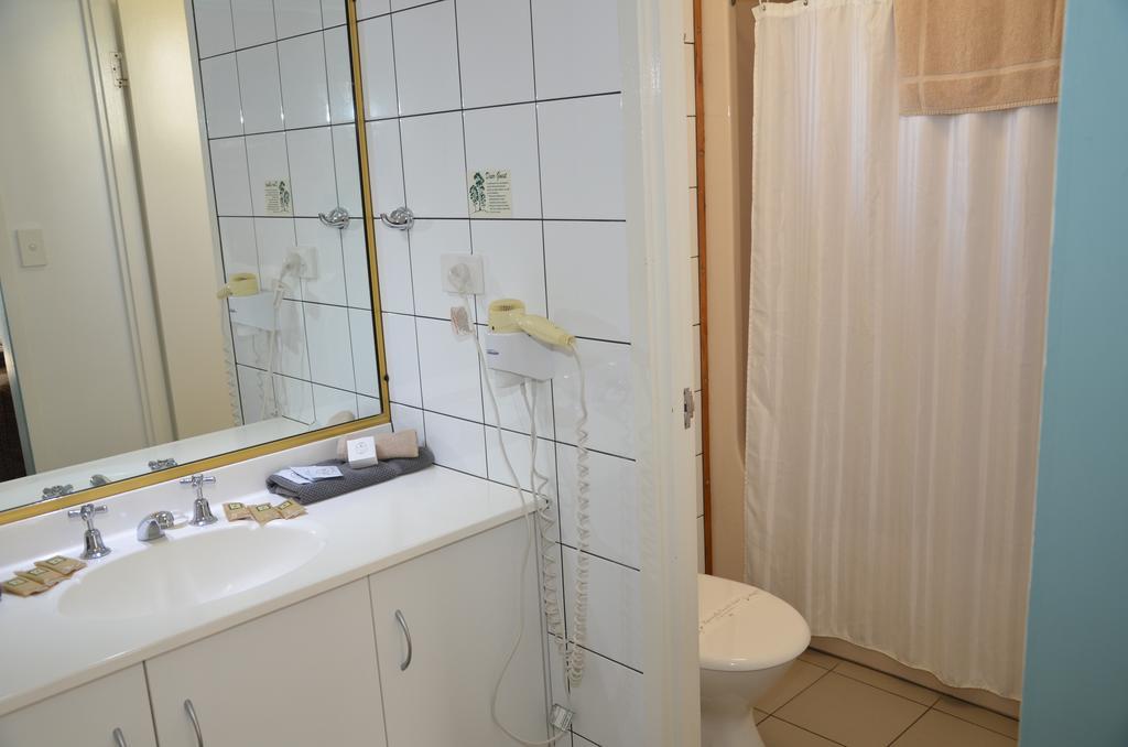 Warwick Motor Inn Δωμάτιο φωτογραφία